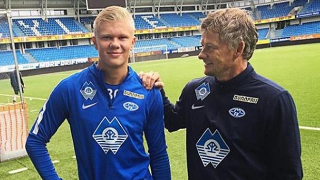 波媒：什琴斯尼在加盟巴萨前考虑参加波兰第七级别联赛