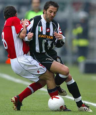 李平康：戴琳手机已设置留言模式，生病球迷情况不容乐观