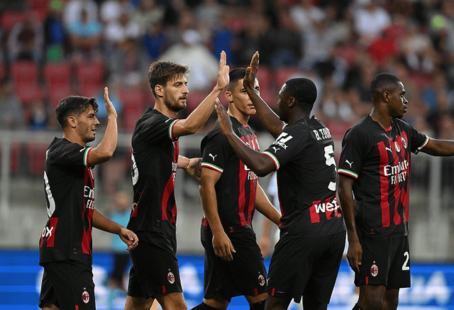 《曼晚》建议不靠谱，蜜蜂双煞在曼联合体？别闹了！