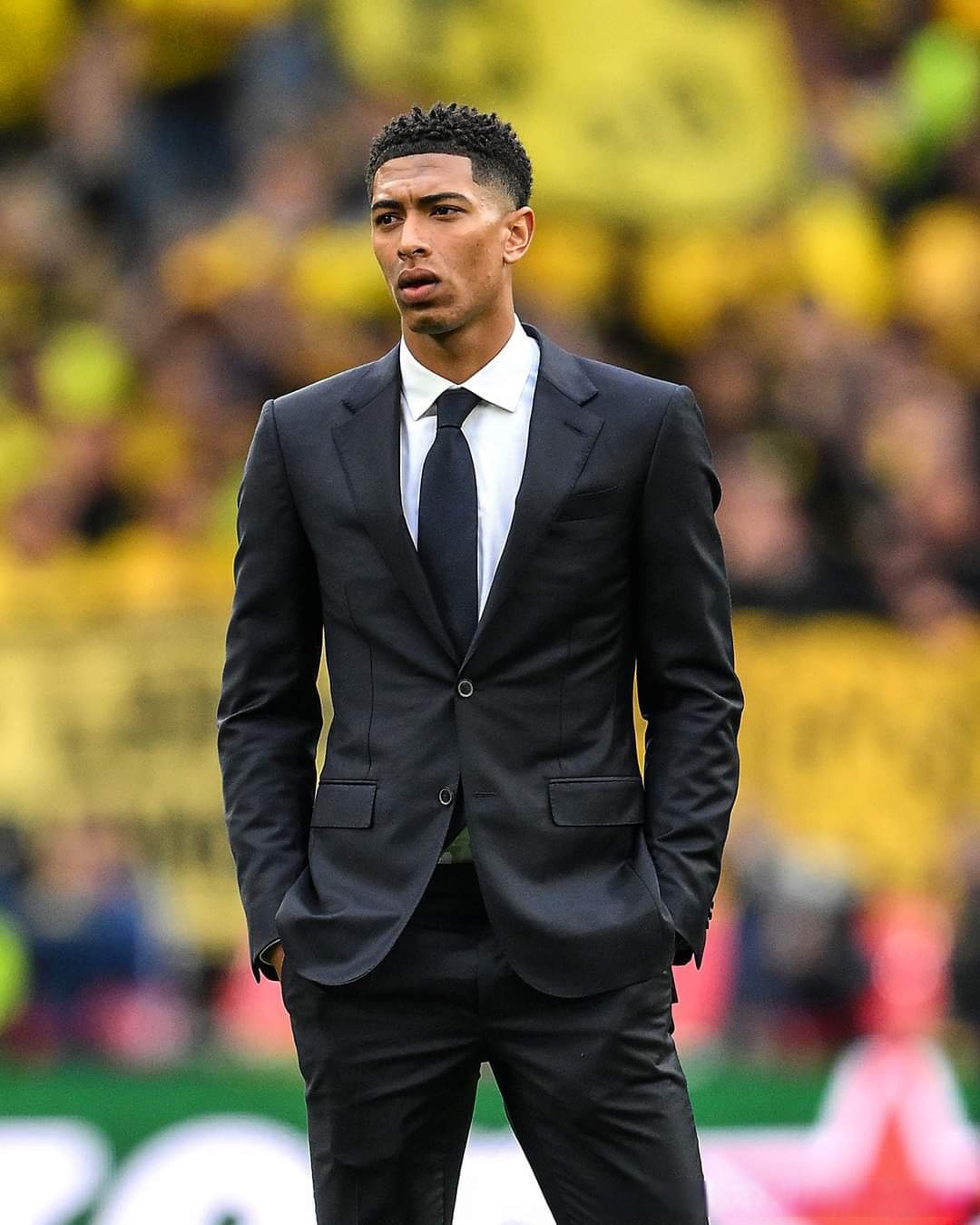 半场战报：格拉斯哥流浪者0-2罗马，佩莱格里尼、苏莱破门